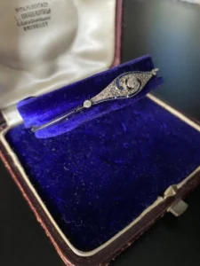 Edward-korabeli ékszerek